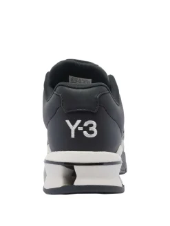 A3 Control Sneaker