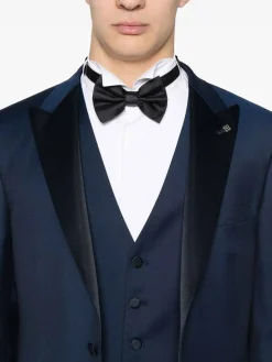 Abito blu con giacca e pantaloni
