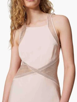 Abito lungo beige svasato con pizzo