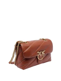 Adoro la classica borsa a tracolla puffer