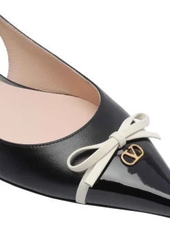 Bepointy slingback
