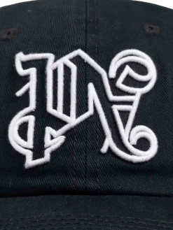 Berretto con monogramma