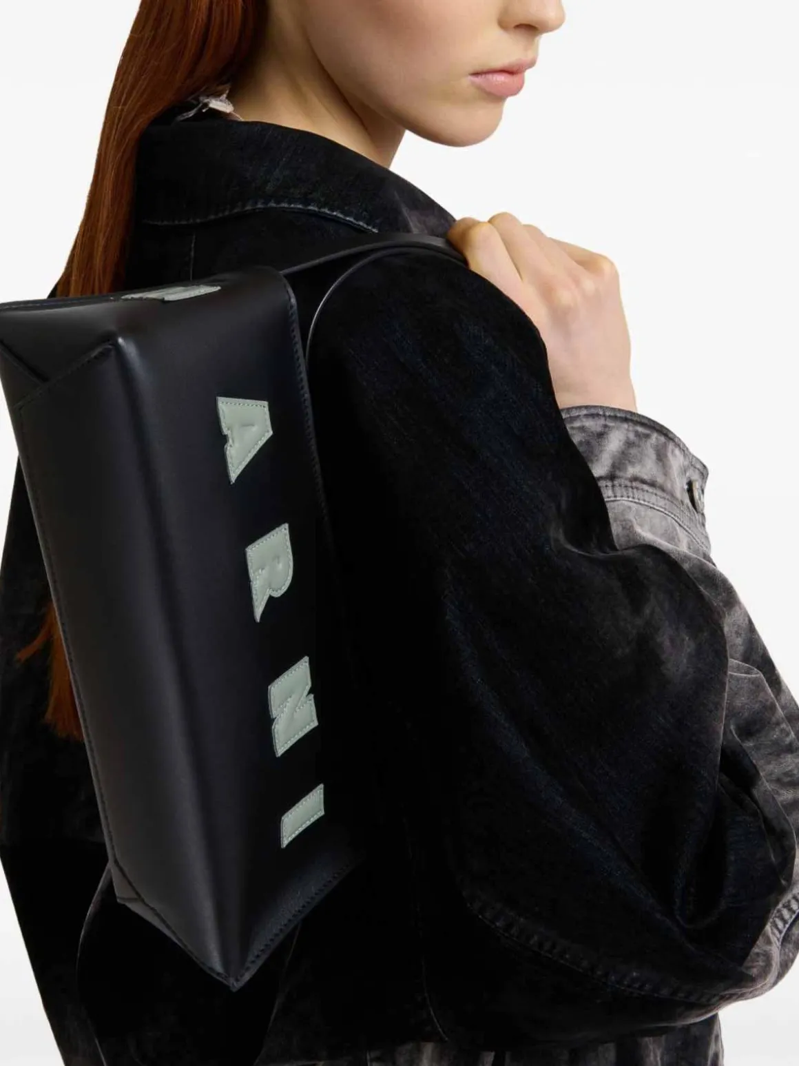 Borsa a tracolla di vitello nero
