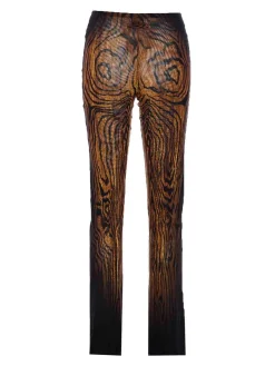 Brunare i pantaloni di legno