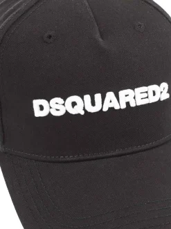 Cappellino nero con ricamo logo