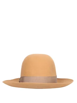 Cappello Eleonora