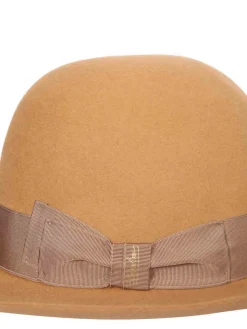 Cappello Eleonora