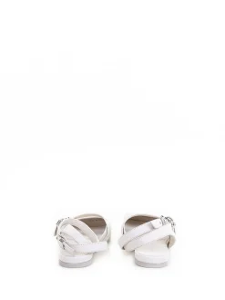 Chanel Bassa Bianca In Pelle