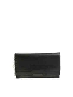 Clutch in pelle martellata