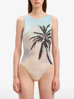 Costume