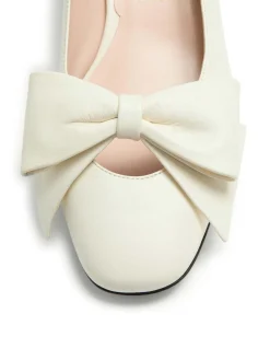 Décolleté in pelle
