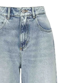 Debby Jeans