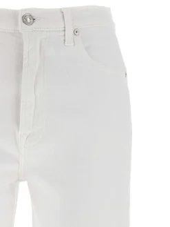 Jeans alla caviglia e facile