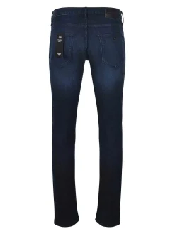 Jeans fatti di cotone