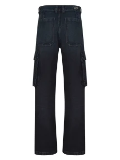 Jeans fatti di denim