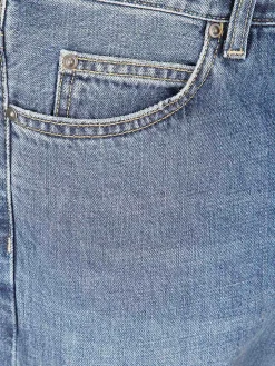 Jeans in denim