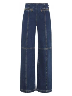 Jeans in denim