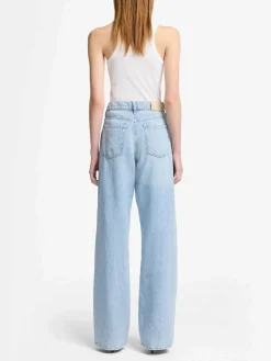 Jeans in denim