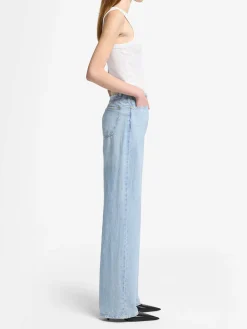 Jeans in denim