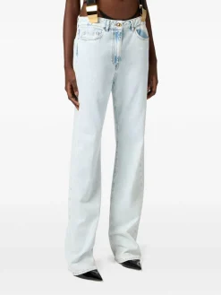 Jeans in denim