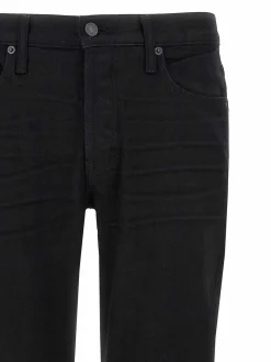 Jeans in denim