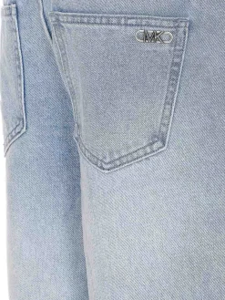 Jeans in denim
