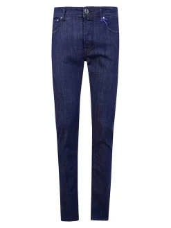 Jeans in denim