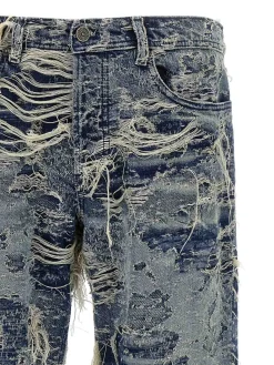 Jeans in denim