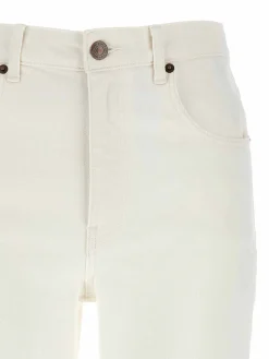 Jeans ritagliati