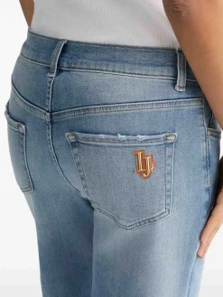 Jeans svasati