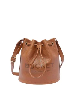 La borsa a secchiello grande in pelle
