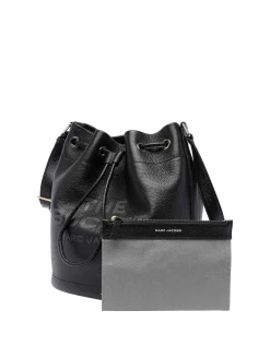 La borsa a secchiello grande in pelle