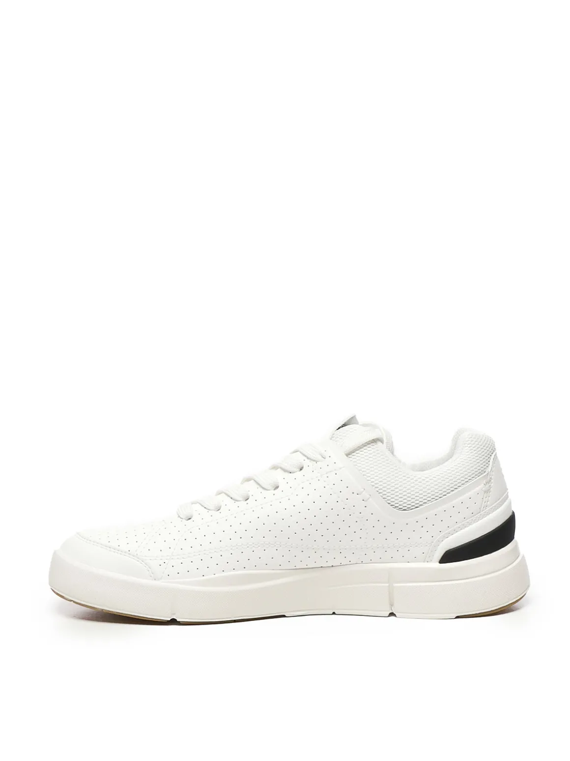 Le sneaker del Roger Center Court