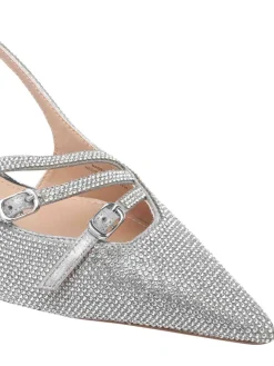 Liana Slingback