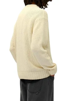 Maglione da ricamo arte