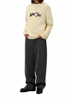 Maglione da ricamo arte