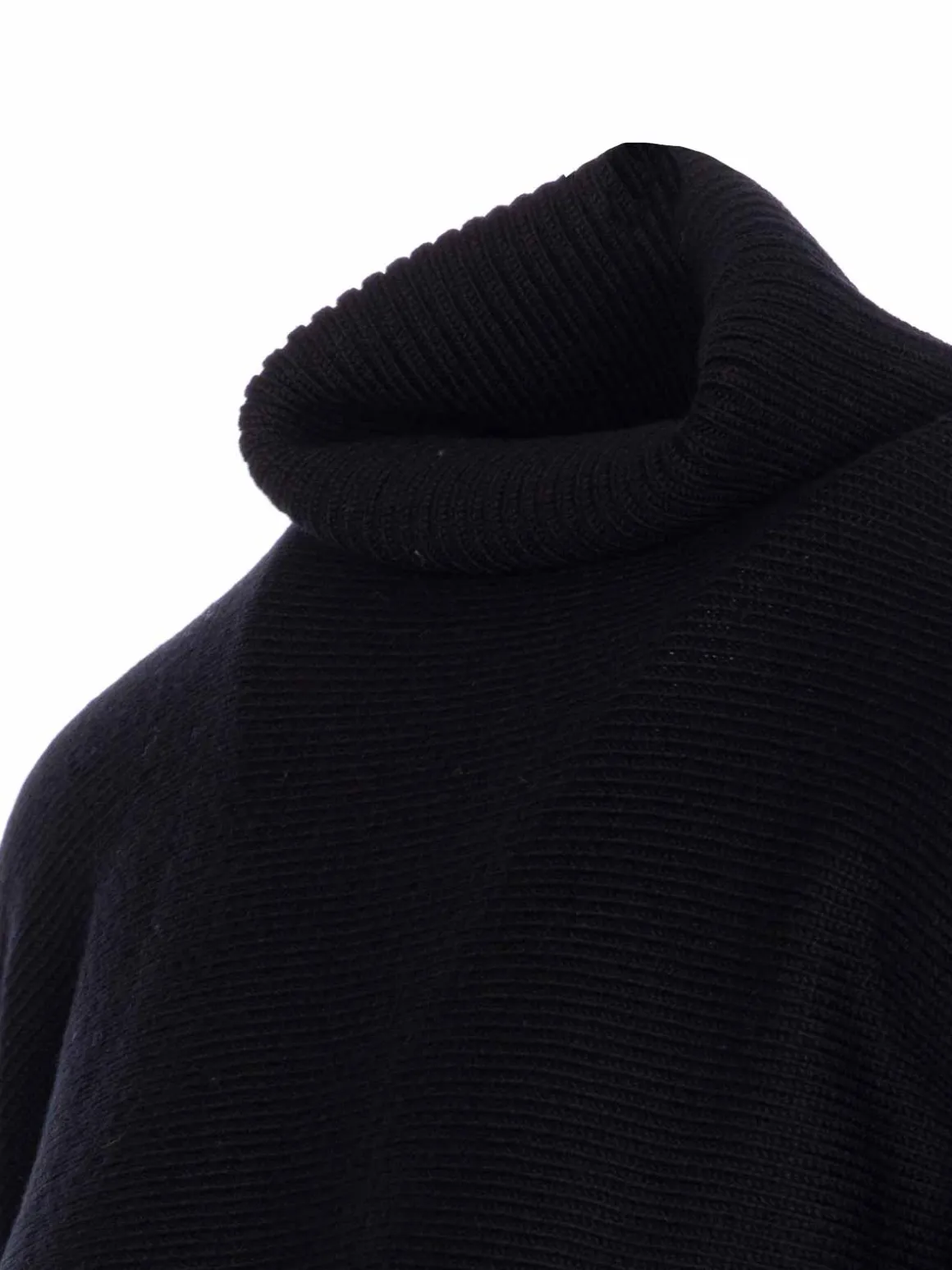 Maglione tagliato