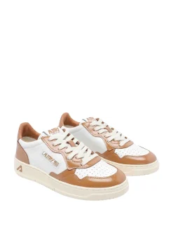 Medaglia marrone basse scneaker