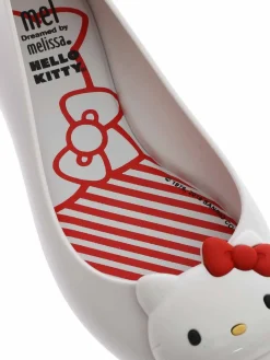 Mel Space Love + Hello Kitty