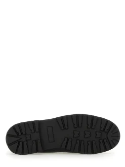 Mocaux mocasin