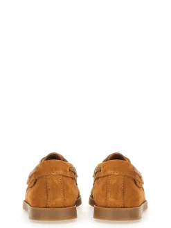 Moccasina in barca in pelle