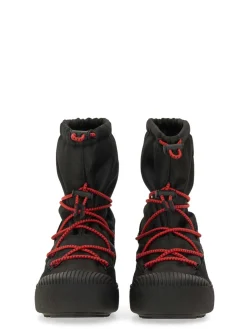 Moon boots