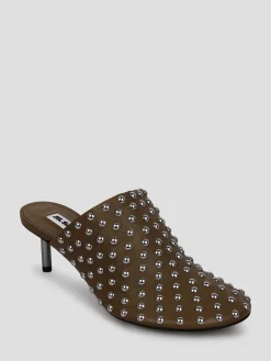 Mules Impreziositi Da Borchie