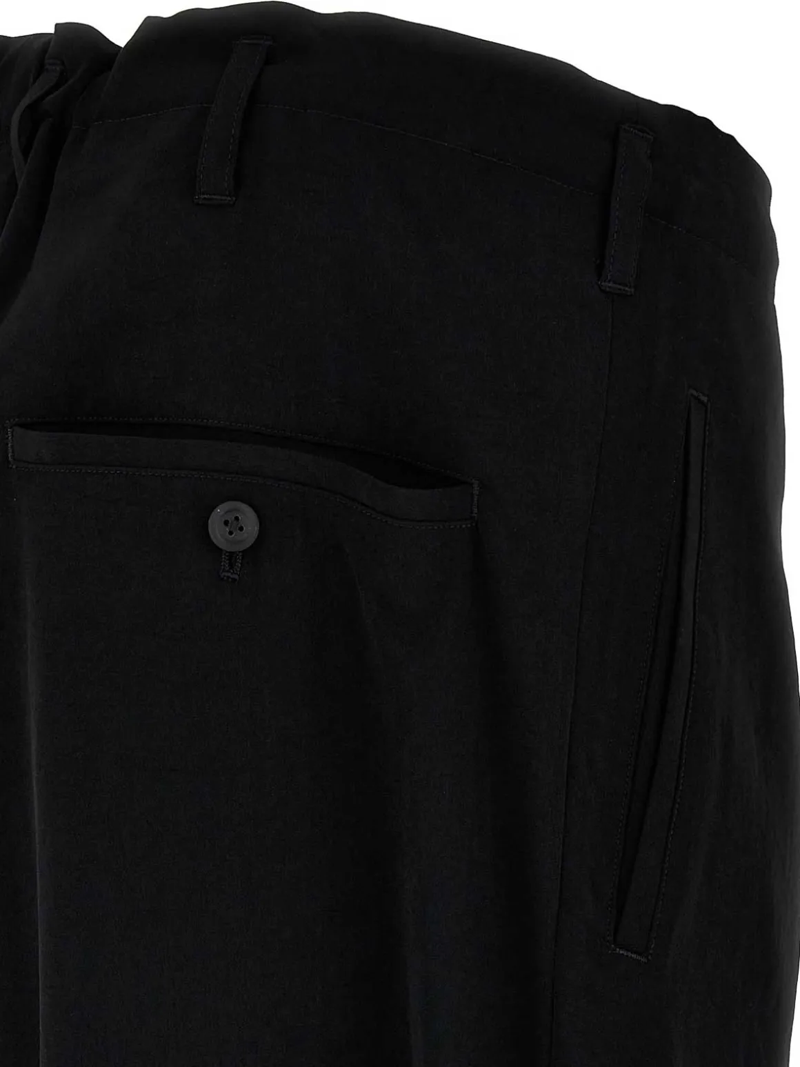 Pantaloni dettagliati con smoking ta