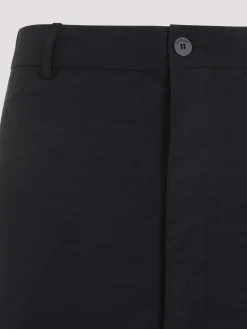 Pantaloni di grande vestibilitÃ