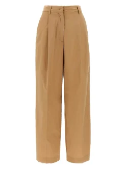 Pantaloni dritti