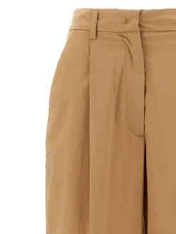 Pantaloni dritti