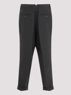 Pantaloni in forma di carota