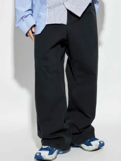 Pantaloni larghi