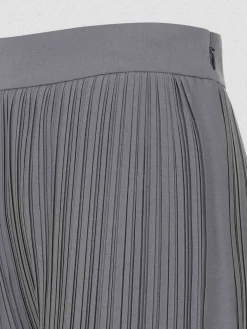 Pantaloni pieghettati